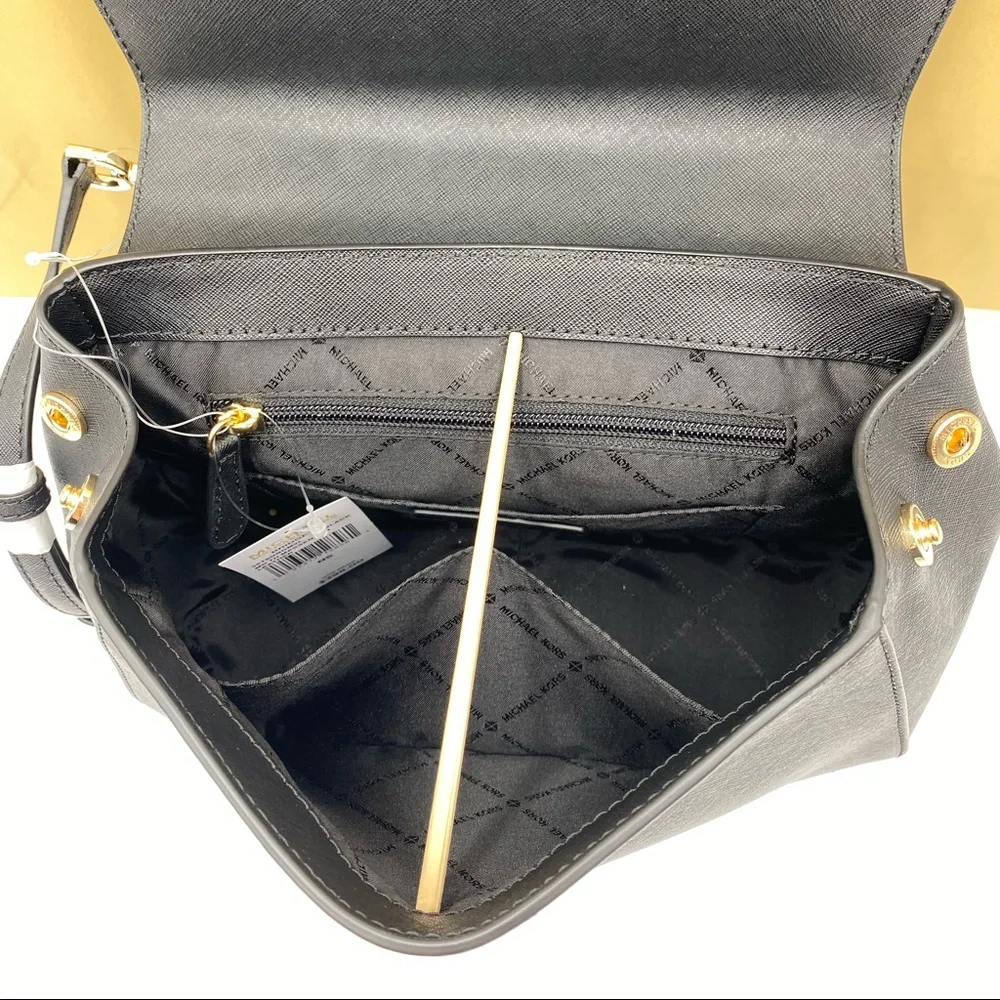 Michael Kors Bridgette MD Messenger Crossbody Black